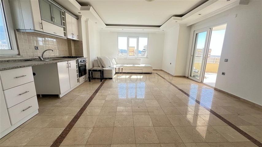 2+1 Wohnung an der ersten Küste des Bezirks Tosmur