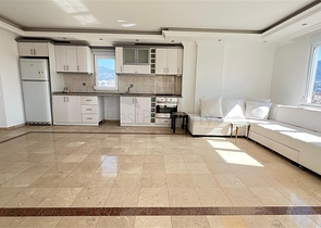 2+1 Wohnung an der ersten Küste des Bezirks Tosmur