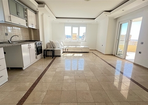 2+1 Wohnung an der ersten Küste des Bezirks Tosmur