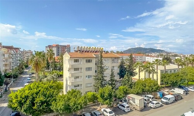 Wohnung 3+1 200 m vom Meer entfernt im Zentrum von Alanya Wohnung 3+1 200 m vom Meer entfernt im Zentrum von Alanya
