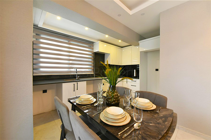 Moderne, neue Wohnung 2+1 im Cleopatra-Viertel von Alanya