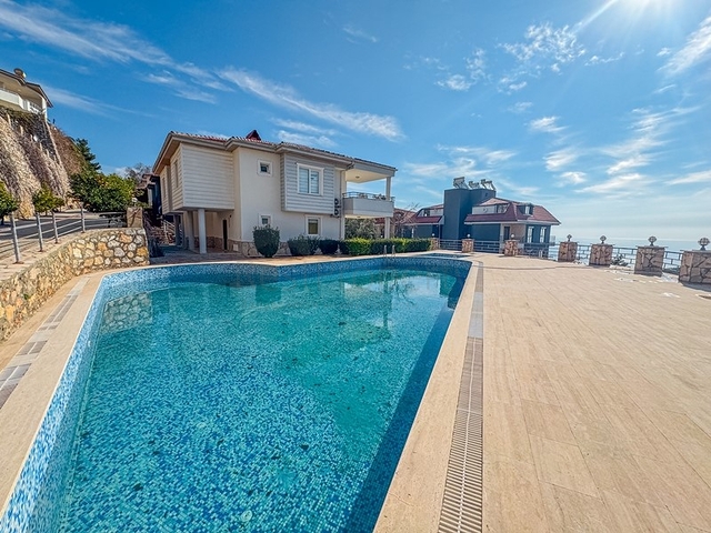 Verkauf einer Villa mit Meerblick in Alanya | 3 Schlafzimmer, 170 m2