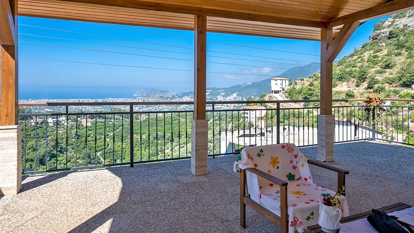Traumhaus 4+1 in Alanya am Meer / Möglichkeit zur Staatsbürgerschaft