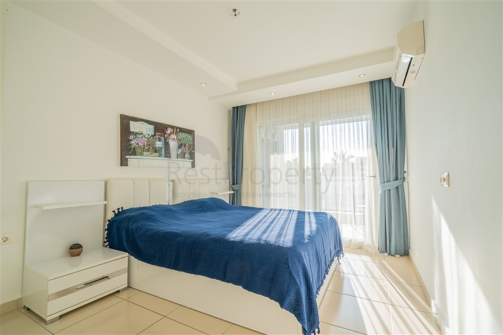 Groß geschnittene 1+1-Wohnung in Oba/Alanya