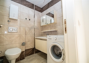 Groß geschnittene 1+1-Wohnung in Oba/Alanya