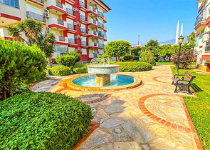 Geräumige Wohnung 2+1 in Oba/Alanya