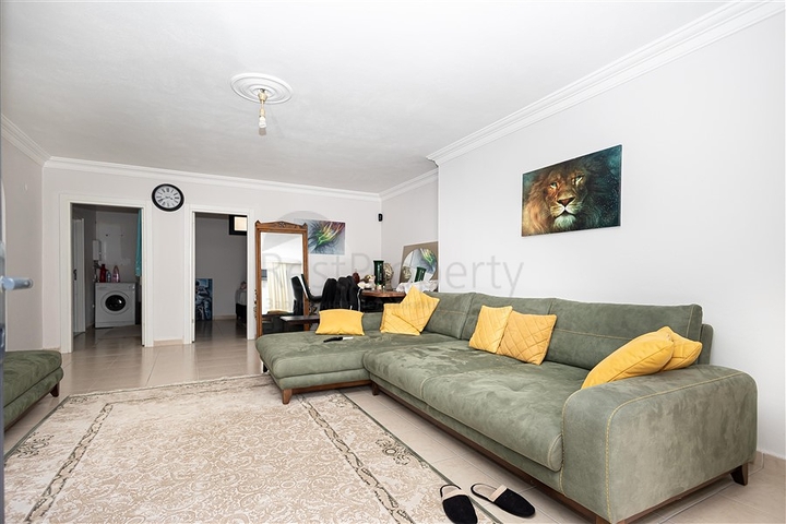 Die Villa mit Panoramablick auf das Mittelmeer ist der ideale Raum zum Leben und Entspannen