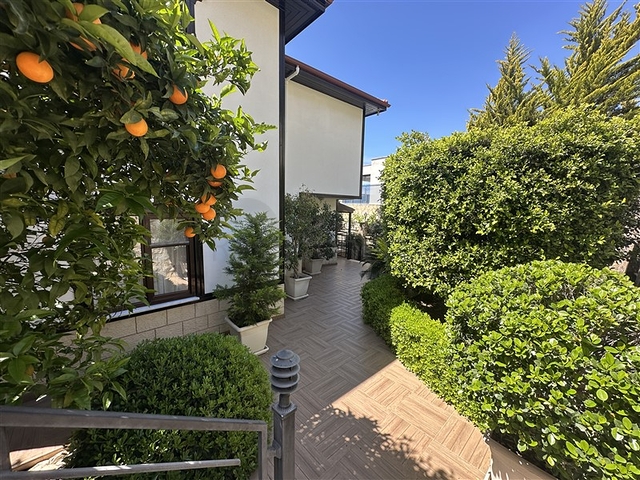 Phantastische Villa mit Meerblick,  Garten und Pool in einer der schönsten Gegenden Alanyas