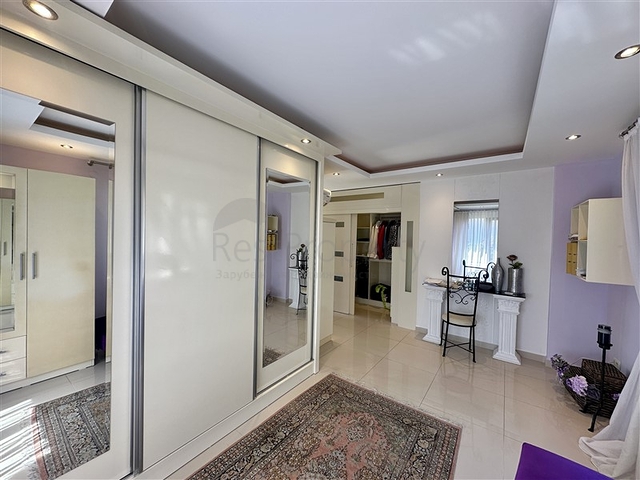 Phantastische Villa mit Meerblick,  Garten und Pool in einer der schönsten Gegenden Alanyas