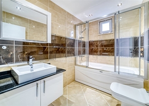 Die geräumige Villa mit Meerblick ist die perfekte Kombination aus Luxus und Gemütlichkeit