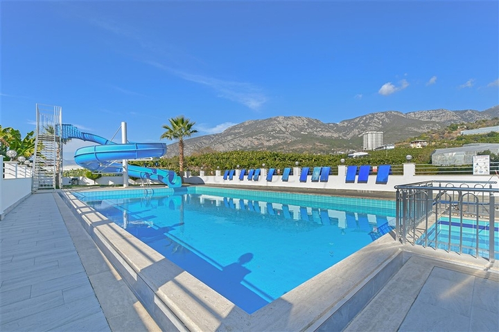 Schickes, möbliertes Penthouse 2+1 in Mahmutlar/Alanya