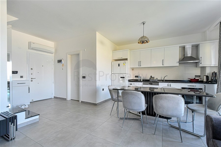 Schickes, möbliertes Penthouse 2+1 in Mahmutlar/Alanya