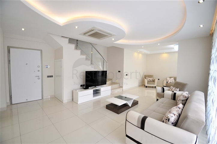 2+1 Apartment in einem Komplex, 50 m vom Strand von Kargicak entfernt