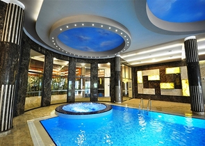 2+1 Apartment in einem Komplex, 50 m vom Strand von Kargicak entfernt