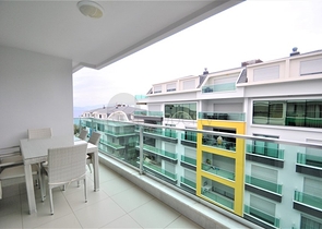 2+1 Apartment in einem Komplex, 50 m vom Strand von Kargicak entfernt