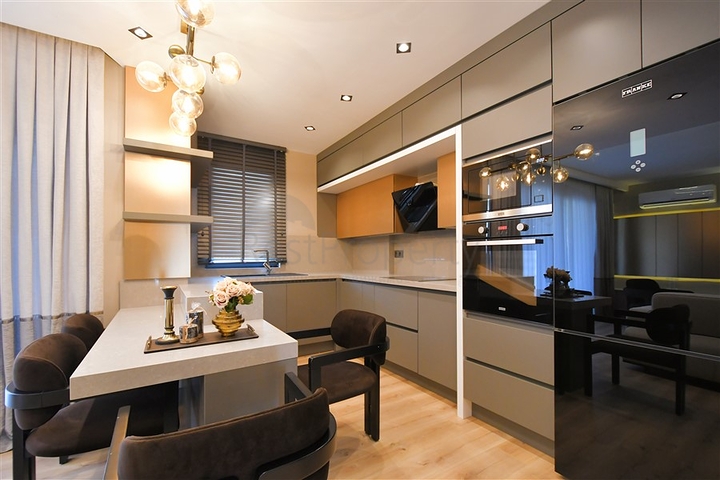 Sehr schicke drei-Zimmer-Wohnung in der Gegend von Tosmur