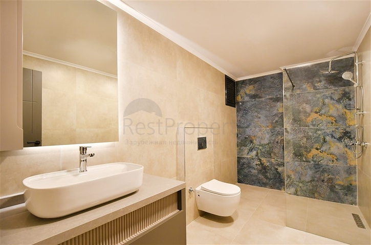 Sehr schicke drei-Zimmer-Wohnung in der Gegend von Tosmur