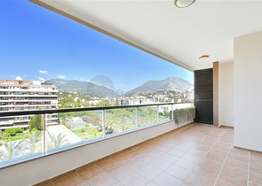 Sehr schicke drei-Zimmer-Wohnung in der Gegend von Tosmur