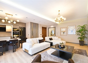 Sehr schicke drei-Zimmer-Wohnung in der Gegend von Tosmur