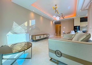 2+1-Wohnung mit Möbeln im Mahmutlar-Komplex