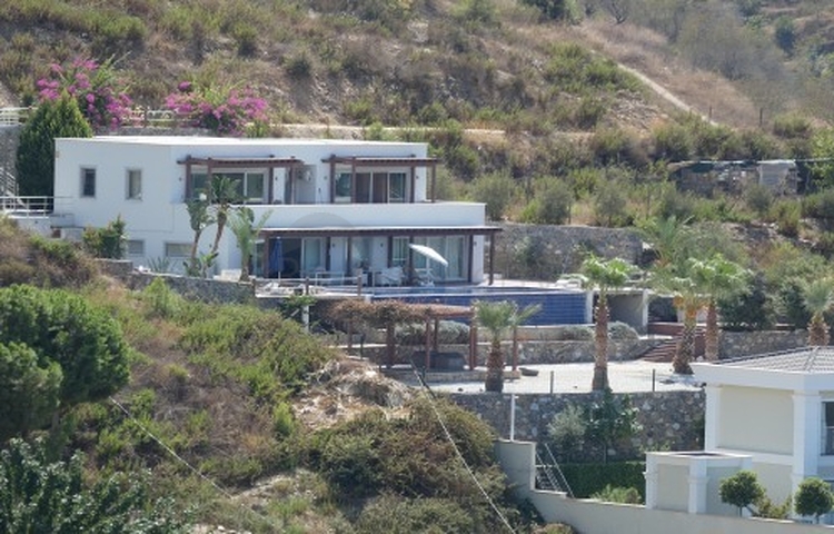 Traumhafte alleinstehende Villa mit Meerblick in Kargicak/Alanya