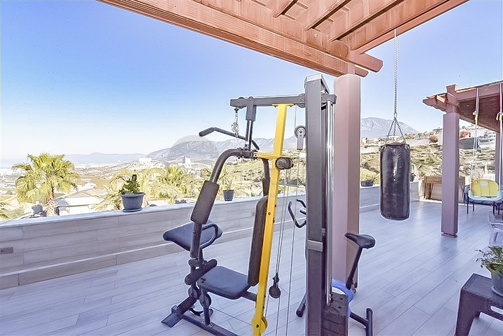 Traumhafte alleinstehende Villa mit Meerblick in Kargicak/Alanya
