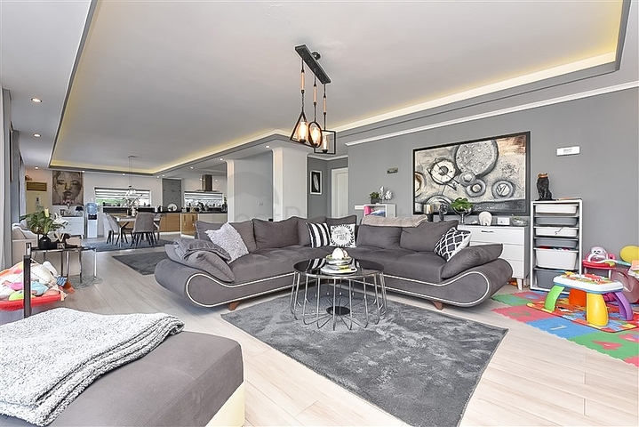 Traumhafte alleinstehende Villa mit Meerblick in Kargicak/Alanya