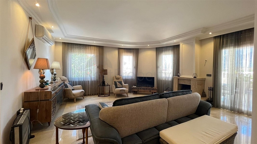 Möblierte Villa mit Meerblick in der malerischen Gegend von Kargicak