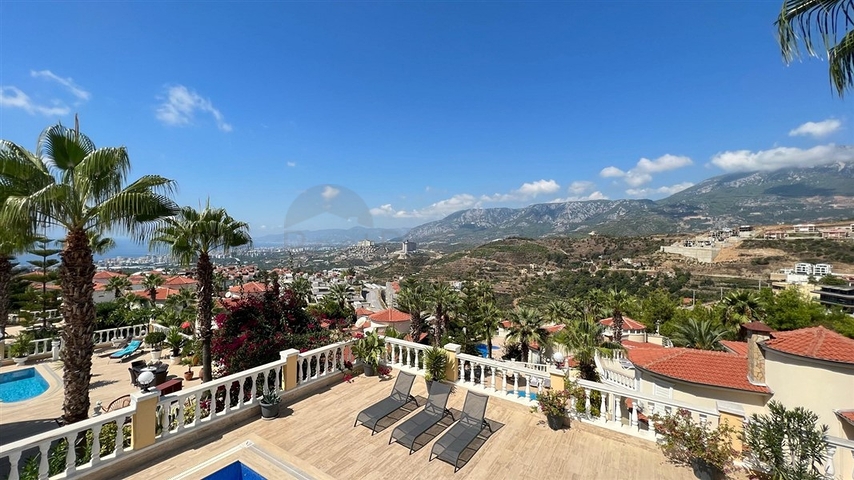 Möblierte Villa mit Meerblick in der malerischen Gegend von Kargicak