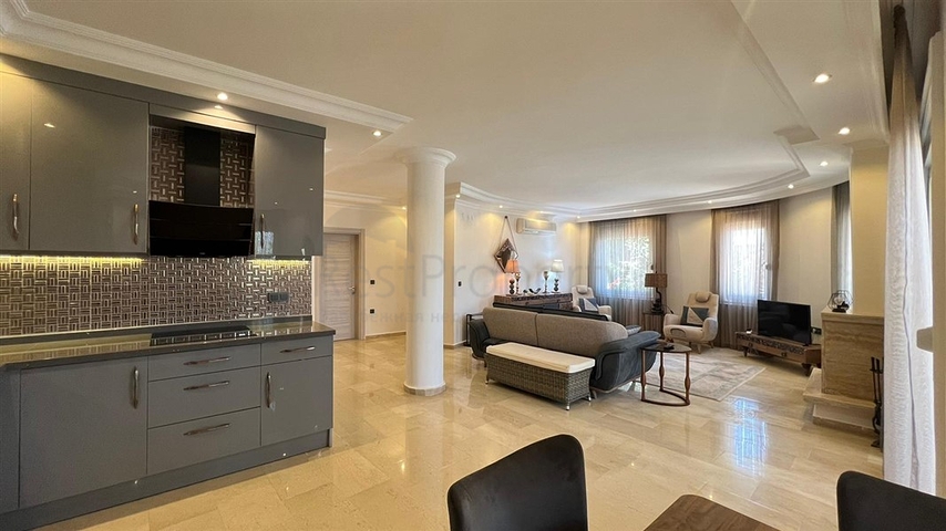 Möblierte Villa mit Meerblick in der malerischen Gegend von Kargicak