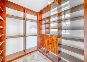 Moderne Luxusvilla im Zentrum von Cikcilli mit Panoramablick auf das Meer