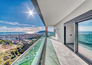 Moderne Luxusvilla im Zentrum von Cikcilli mit Panoramablick auf das Meer