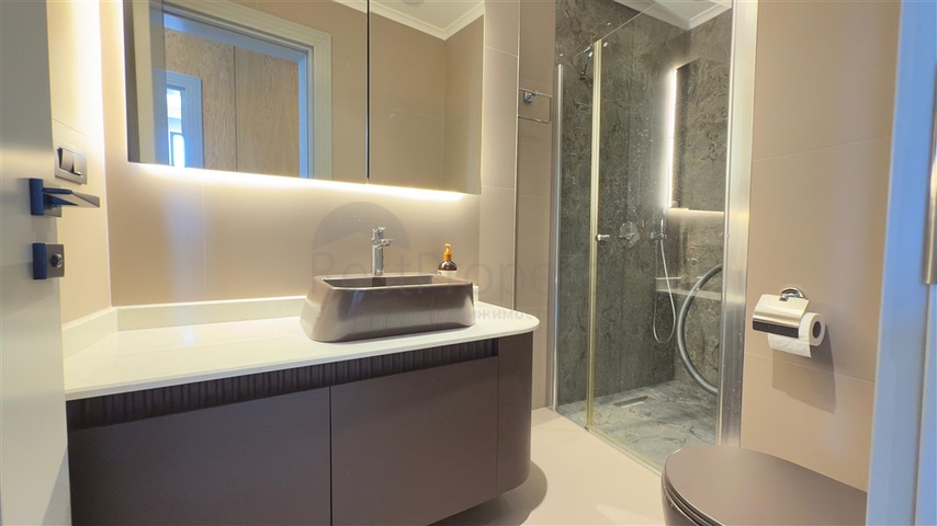 2+1 Wohnung an der ersten Küste in Kargicak