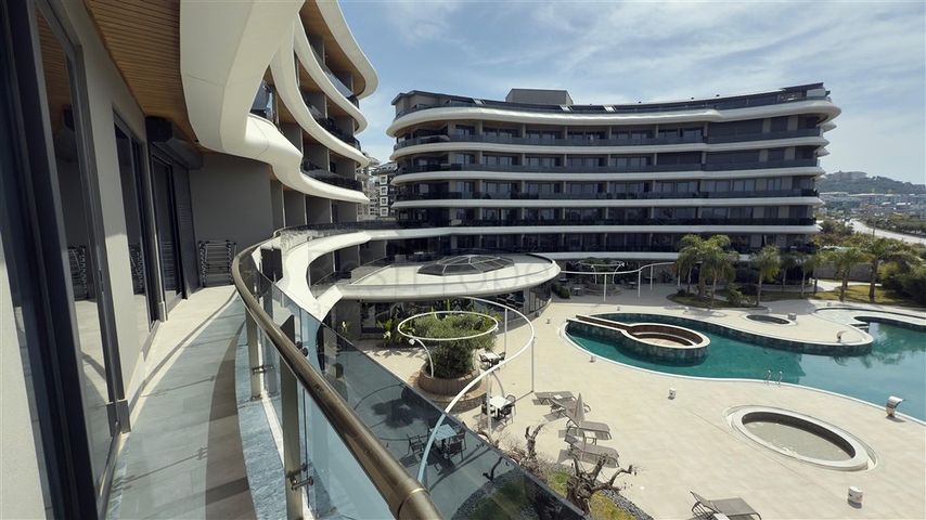 2+1 Wohnung an der ersten Küste in Kargicak