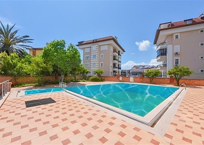 2+1 Wohnung in einem modernen Komplex mit Meerblick und Infrastruktur