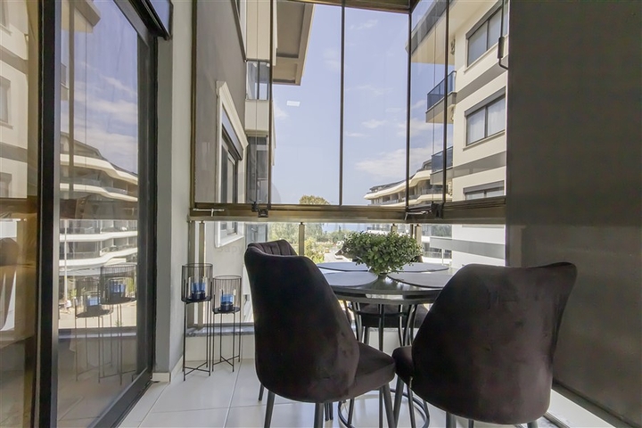 Gemütliche 1+1 möblierte Wohnung am Meer in einem entwickelten Komplex