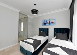 Luxusvilla mit Panoramablick und voller Infrastruktur im Herzen der Natur