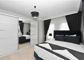 Luxusvilla mit Panoramablick und voller Infrastruktur im Herzen der Natur