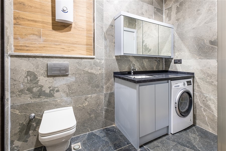 Geräumiges Penthouse mit Möbeln in der prestigeträchtigen Gegend von Oba