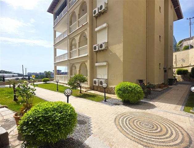 Geräumige 2+1-Wohnung mit Meerblick in einer ruhigen Gegend von Alanya  Geräumige 2+1-Wohnung mit Meerblick in einer ruhigen Gegend von Alanya