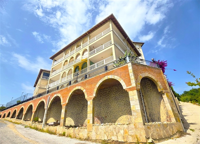 Geräumige 2+1-Wohnung mit Meerblick in einer ruhigen Gegend von Alanya  Geräumige 2+1-Wohnung mit Meerblick in einer ruhigen Gegend von Alanya