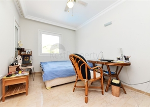 Geräumige 2+1-Wohnung mit Meerblick in einer ruhigen Gegend von Alanya  Geräumige 2+1-Wohnung mit Meerblick in einer ruhigen Gegend von Alanya