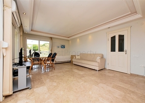 Geräumige 2+1-Wohnung mit Meerblick in einer ruhigen Gegend von Alanya  Geräumige 2+1-Wohnung mit Meerblick in einer ruhigen Gegend von Alanya