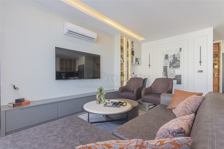 Luxus-Penthouse mit Meerblick nur 10 Meter vom Meer entfernt in Kargicak/Alanya