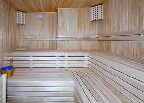 Geräumiges Penthouse in einer grünen Gegend von Oba