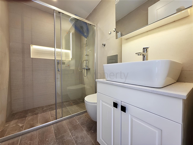 Moderne 1+1-Wohnung in einer neuen Wohnanlage im Zentrum von Oba