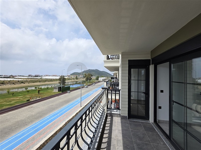 Gemütliche 1+1 Wohnung in einem neuen Komplex mit Meerblick