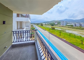 Penthouse 2+1 mit Meerblick in einem neuen Komplex