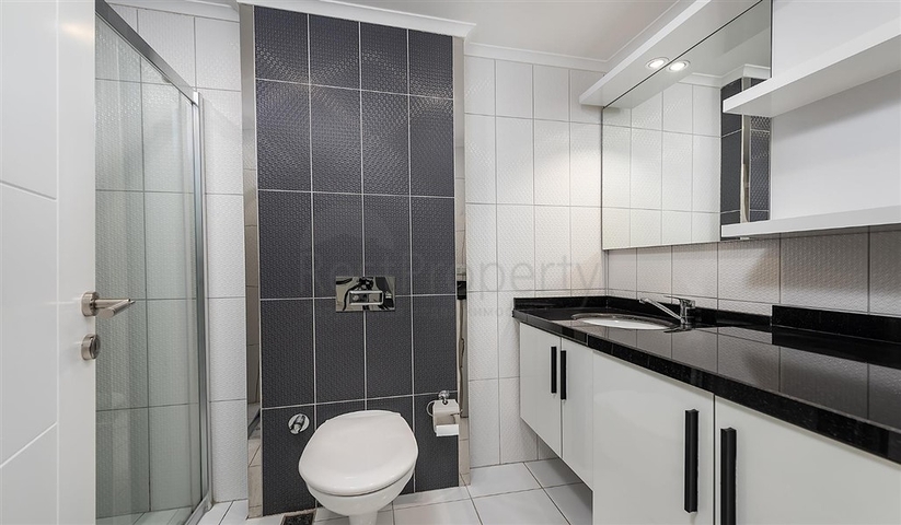 Komfortable 1+1 Wohnung in einer Wohnanlage mit Kurinfrastruktur