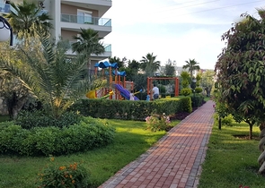 Komfortable 1+1 Wohnung in einer Wohnanlage mit Kurinfrastruktur